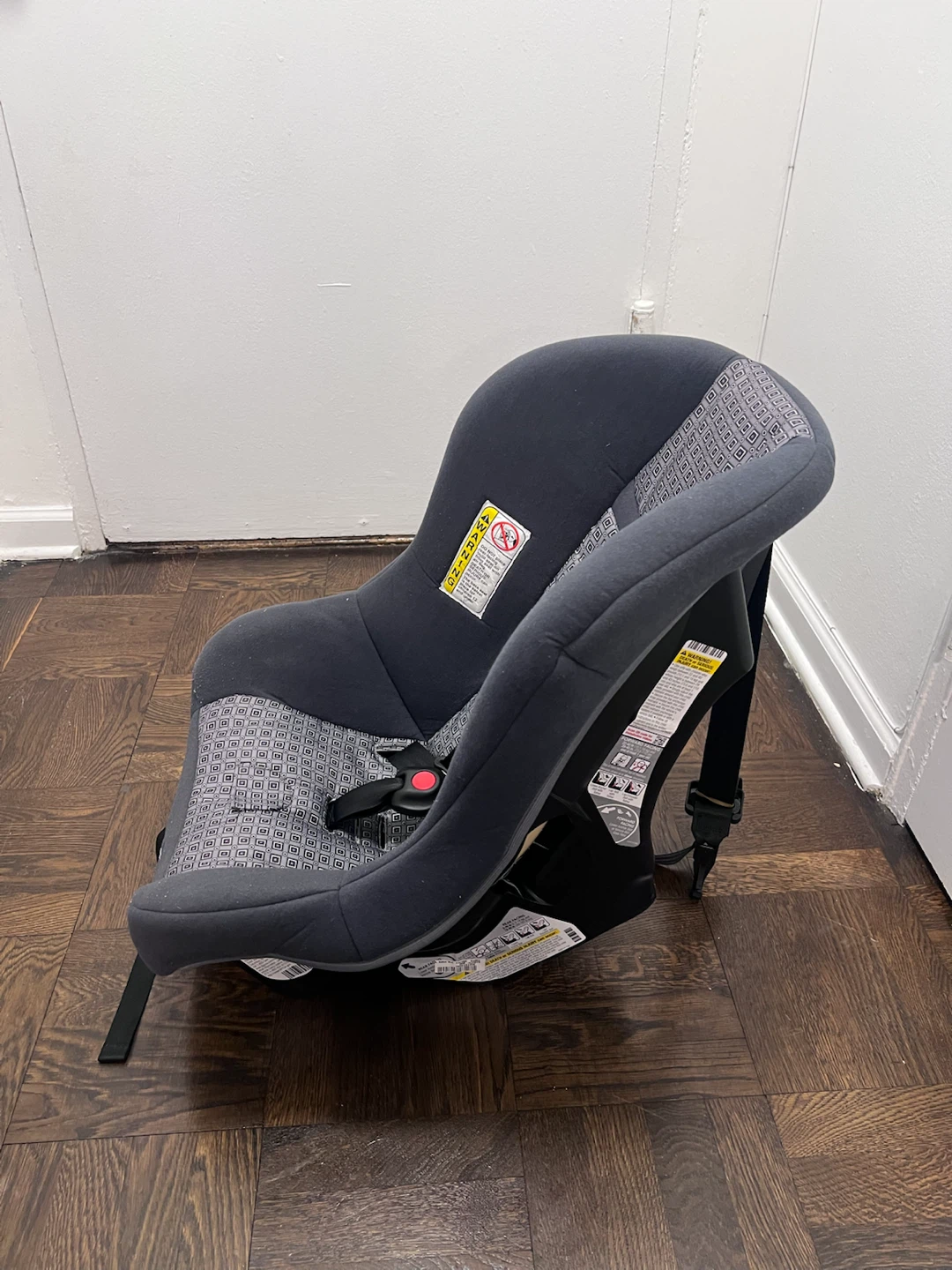 Cosco Car Seat - photo 2