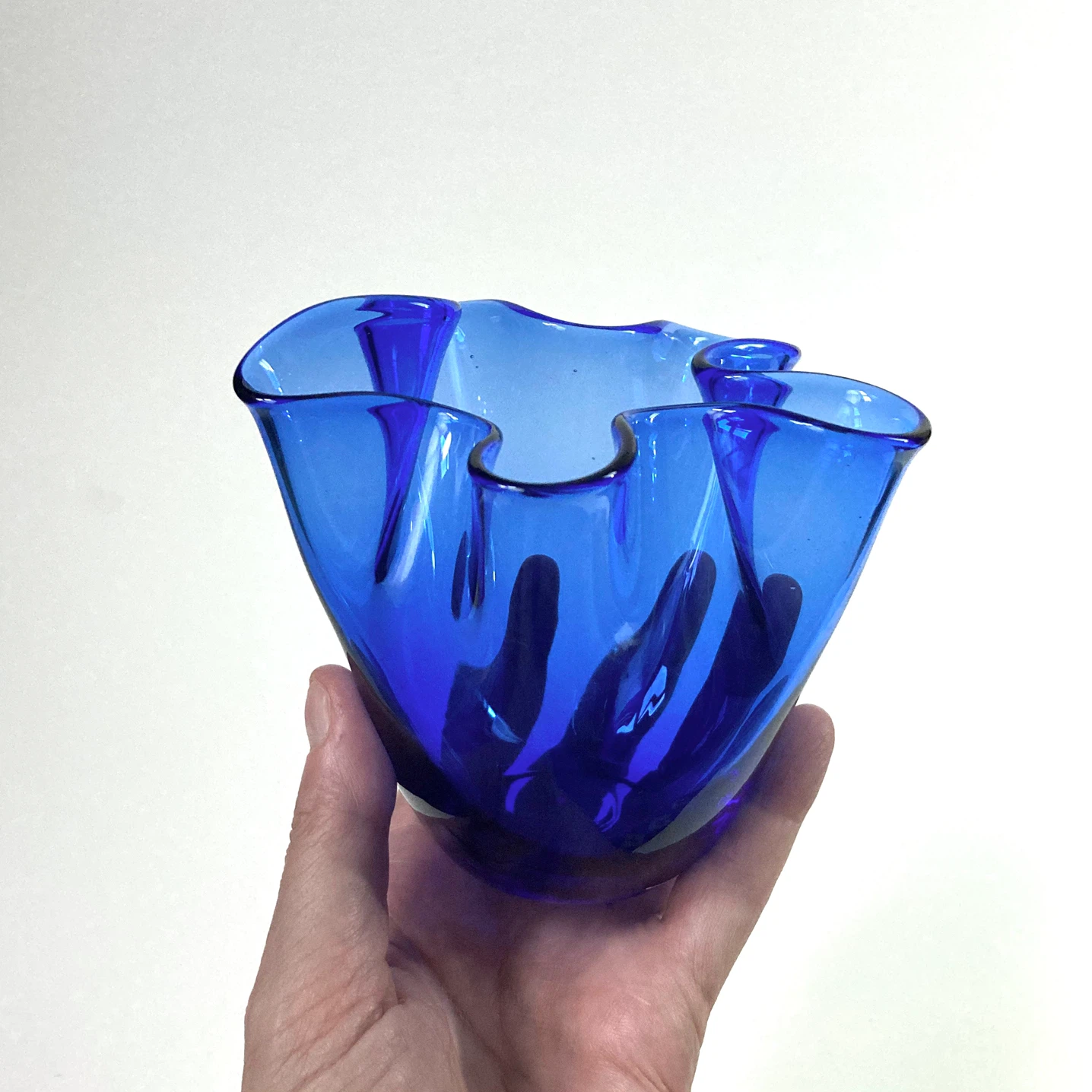 Small Vintage Hand Blown Blue Glass Handkerchief Vase - photo 2