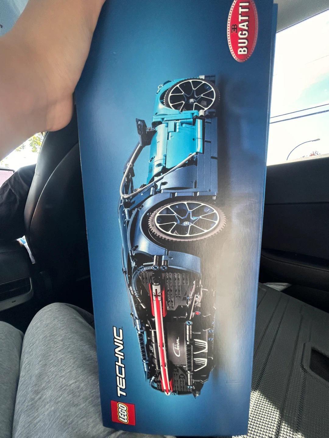 Retired LEGO TECHNIC: Bugatti Chiron (42083) 100% new - photo 3