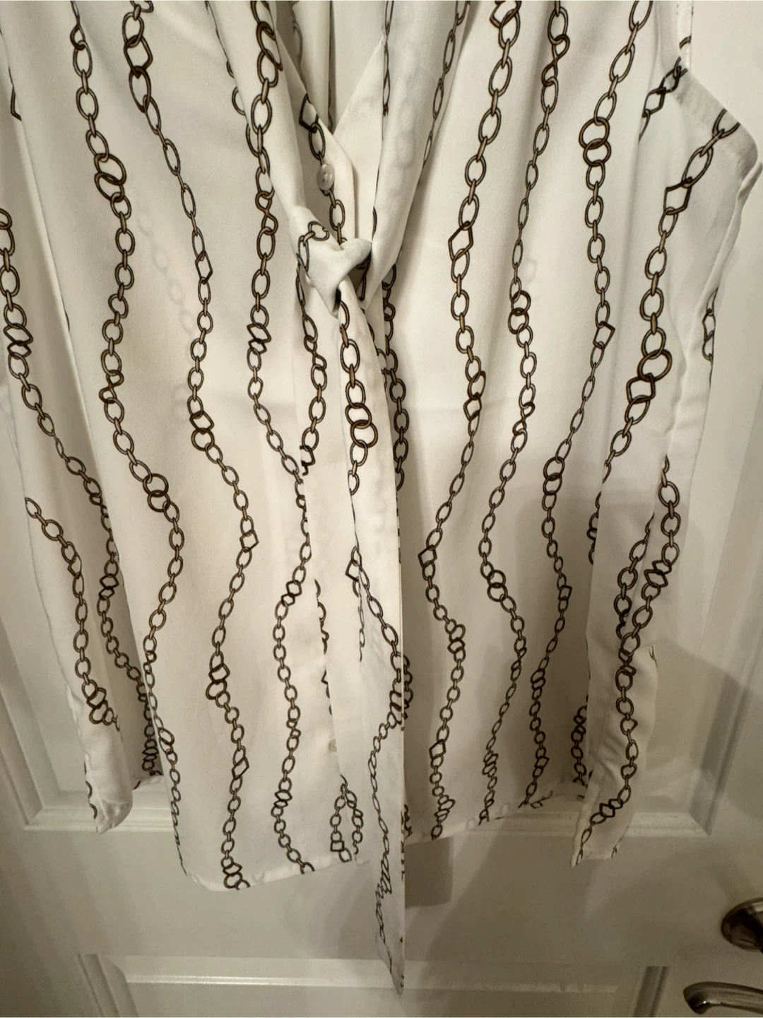 Carolina Belle Chain Print Tie-Neck Blouse – Small - photo 4