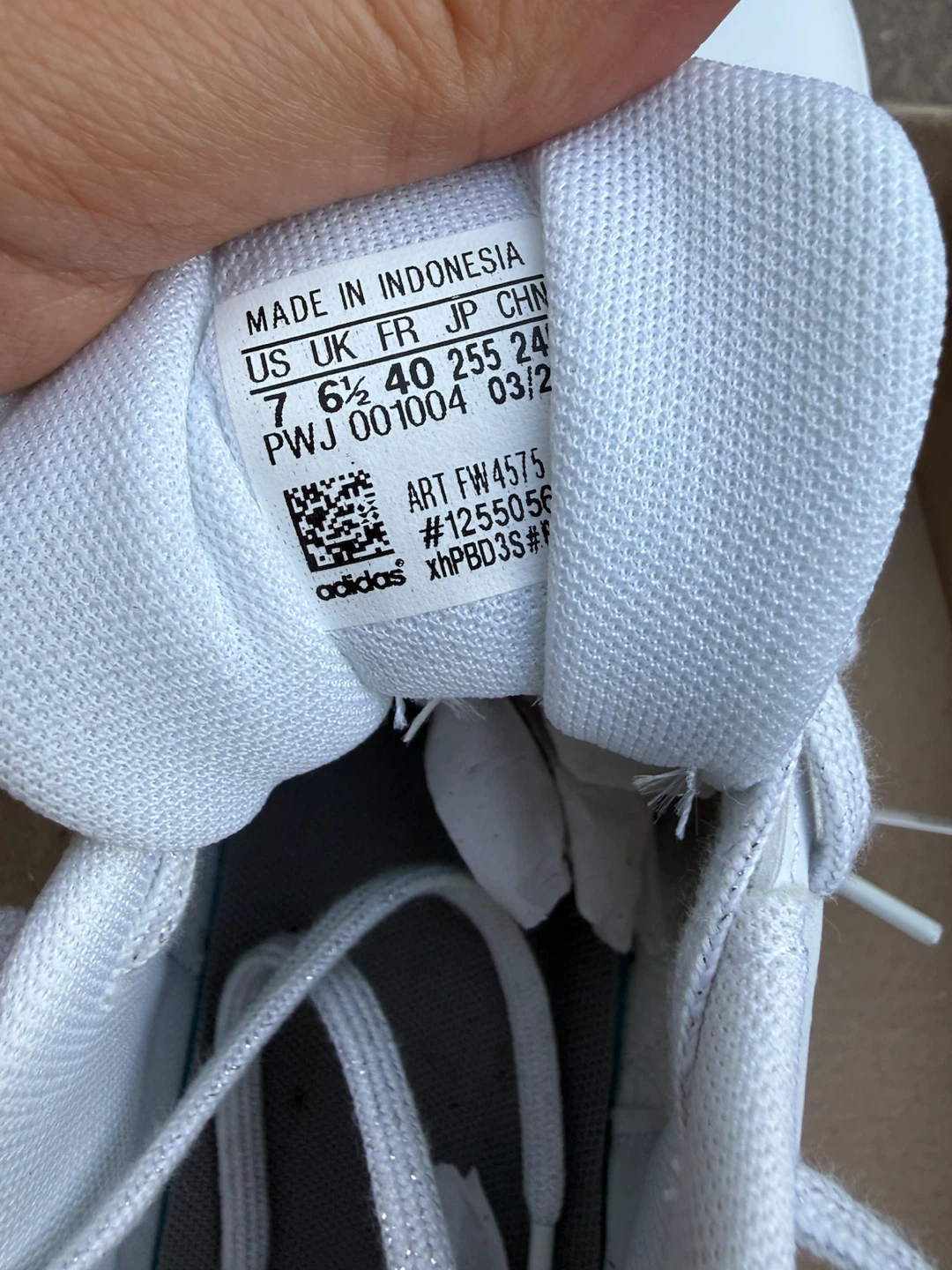 Adidas White Sneakers Junior US8.5 - photo 4