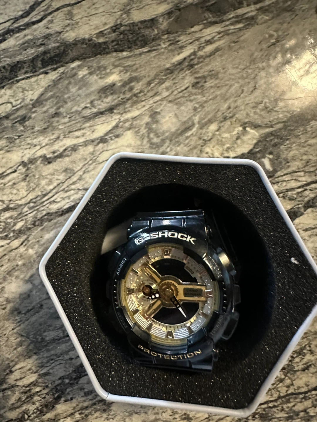 Casio G-Shock Watch Black and Gold - photo 2
