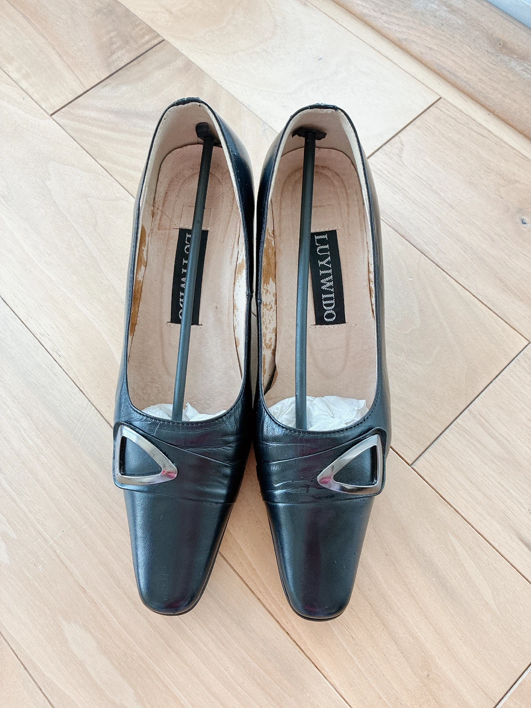 LUIYIWIDO Black Leather Heels Size 22.5