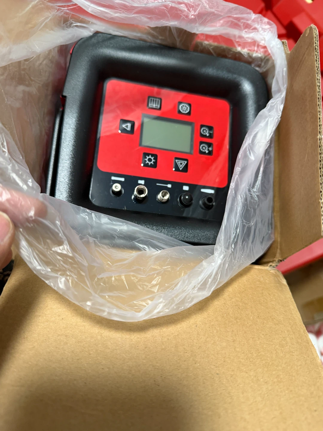 MotoMaster Compact 12V Cordless Air Compressor/Tire Inflator - photo 2