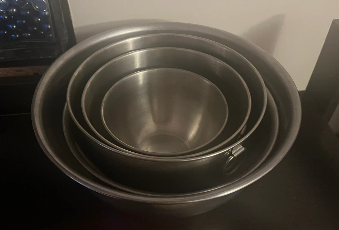 Set of 5 Stainless Steel Mixing Bowls