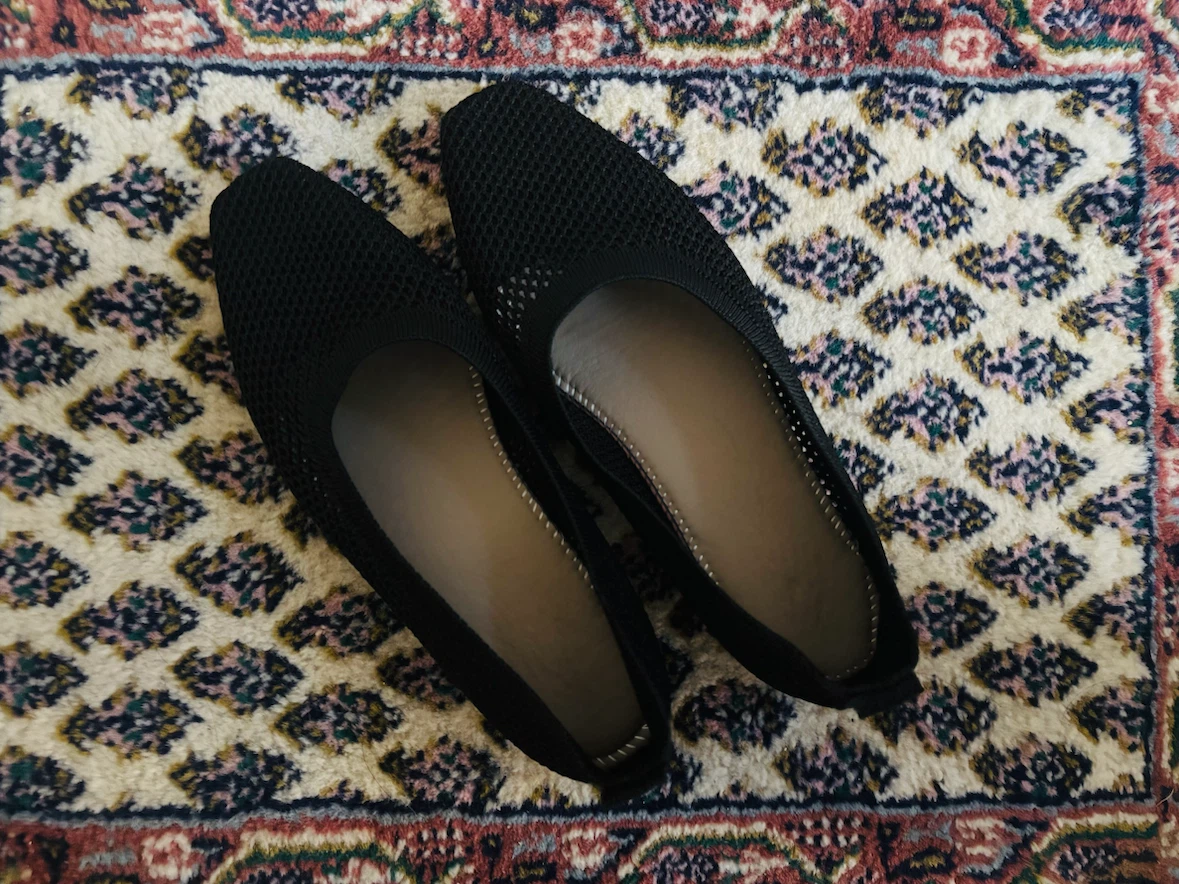 Black Knit Ballet Flats，fits US 6.5. - photo 2