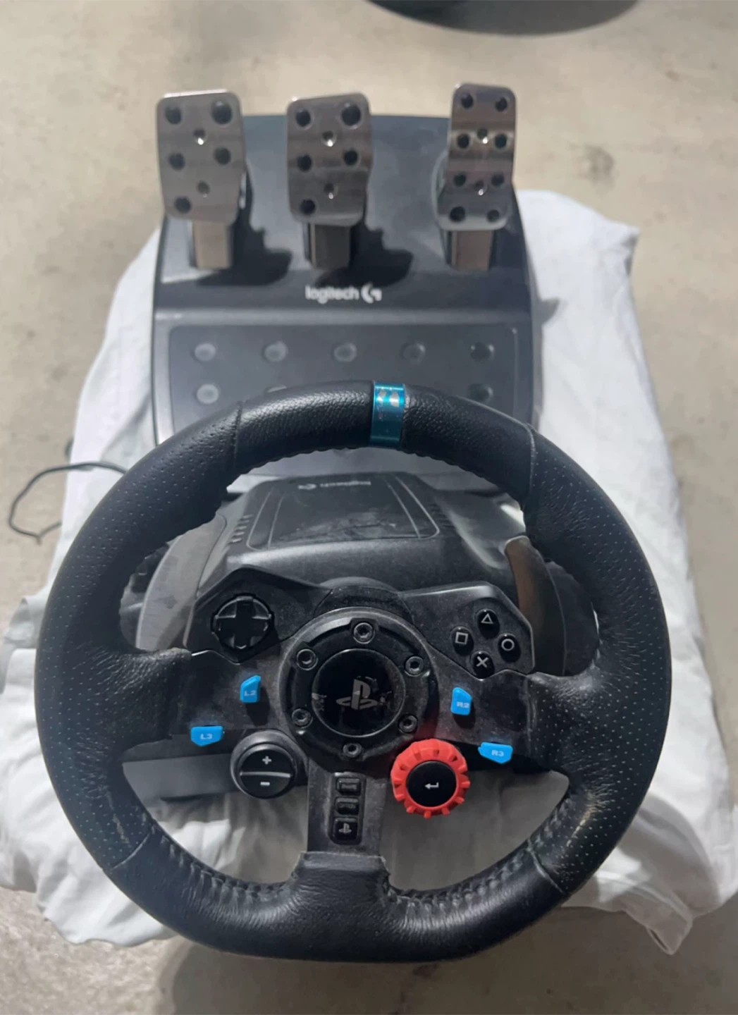 Logitech G Driving Force Steering Wheel and Pedals
