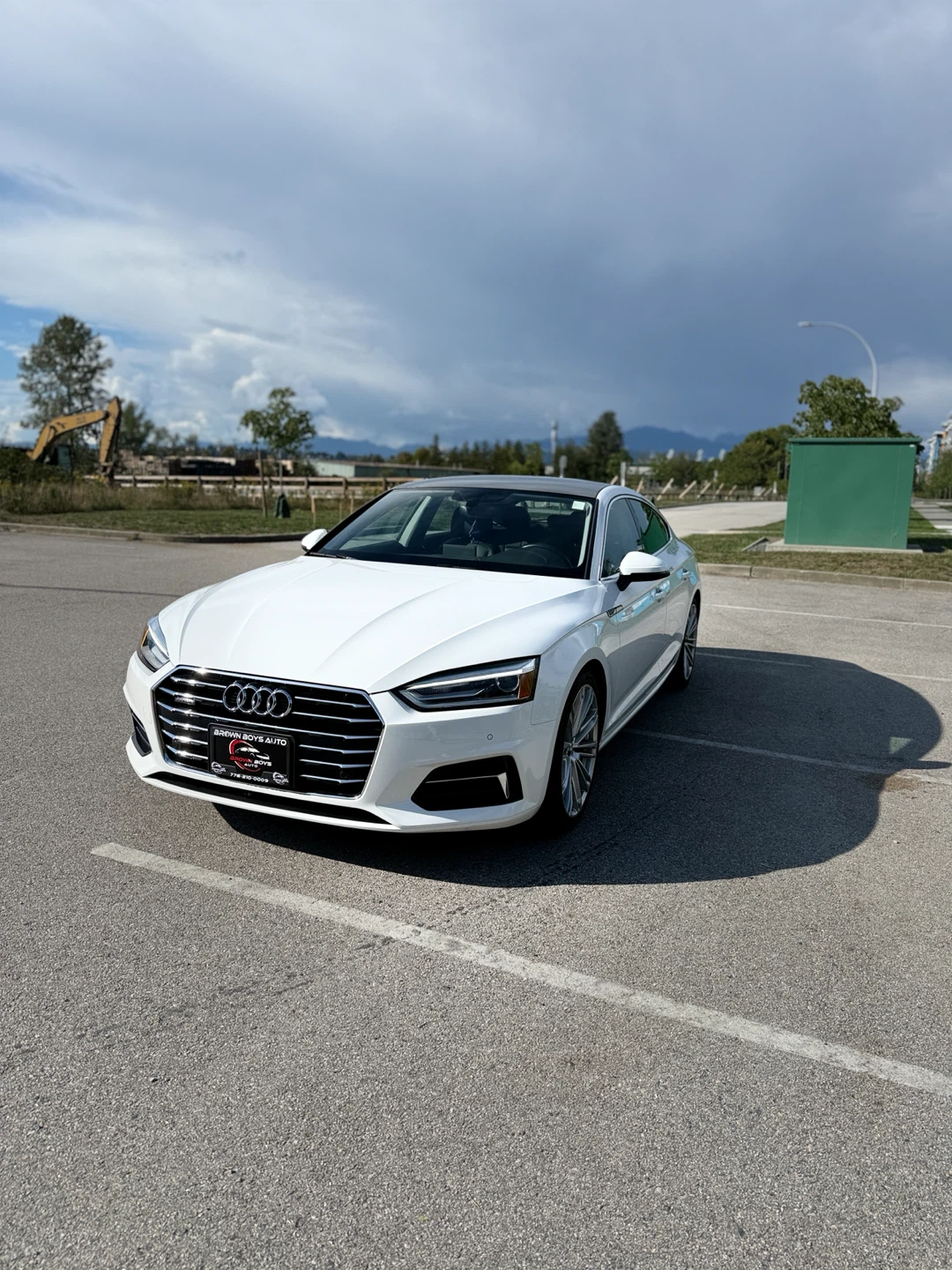 White Audi A5 - photo 3