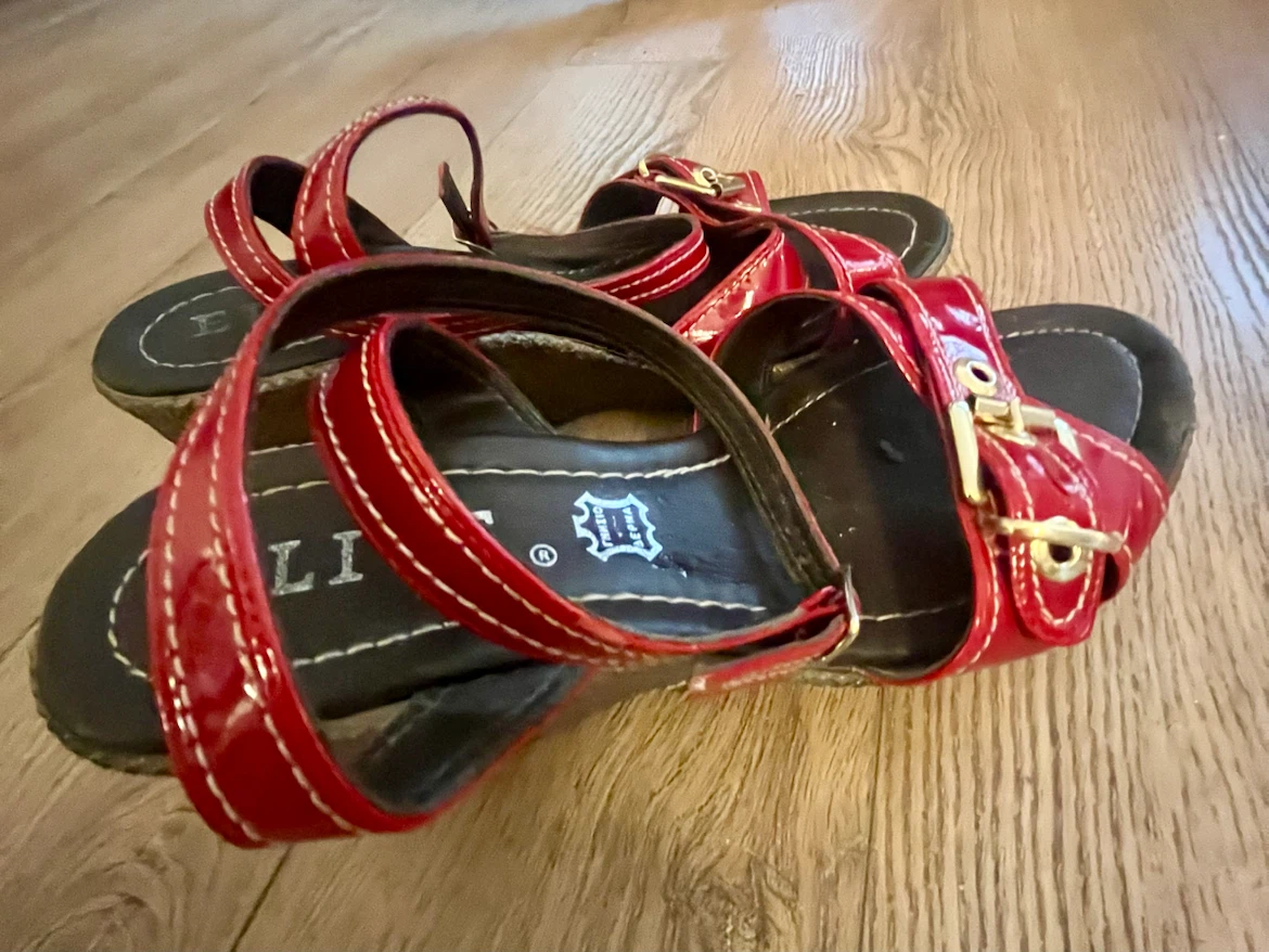 Elite Red Patent Leather Wedge Sandals - photo 3