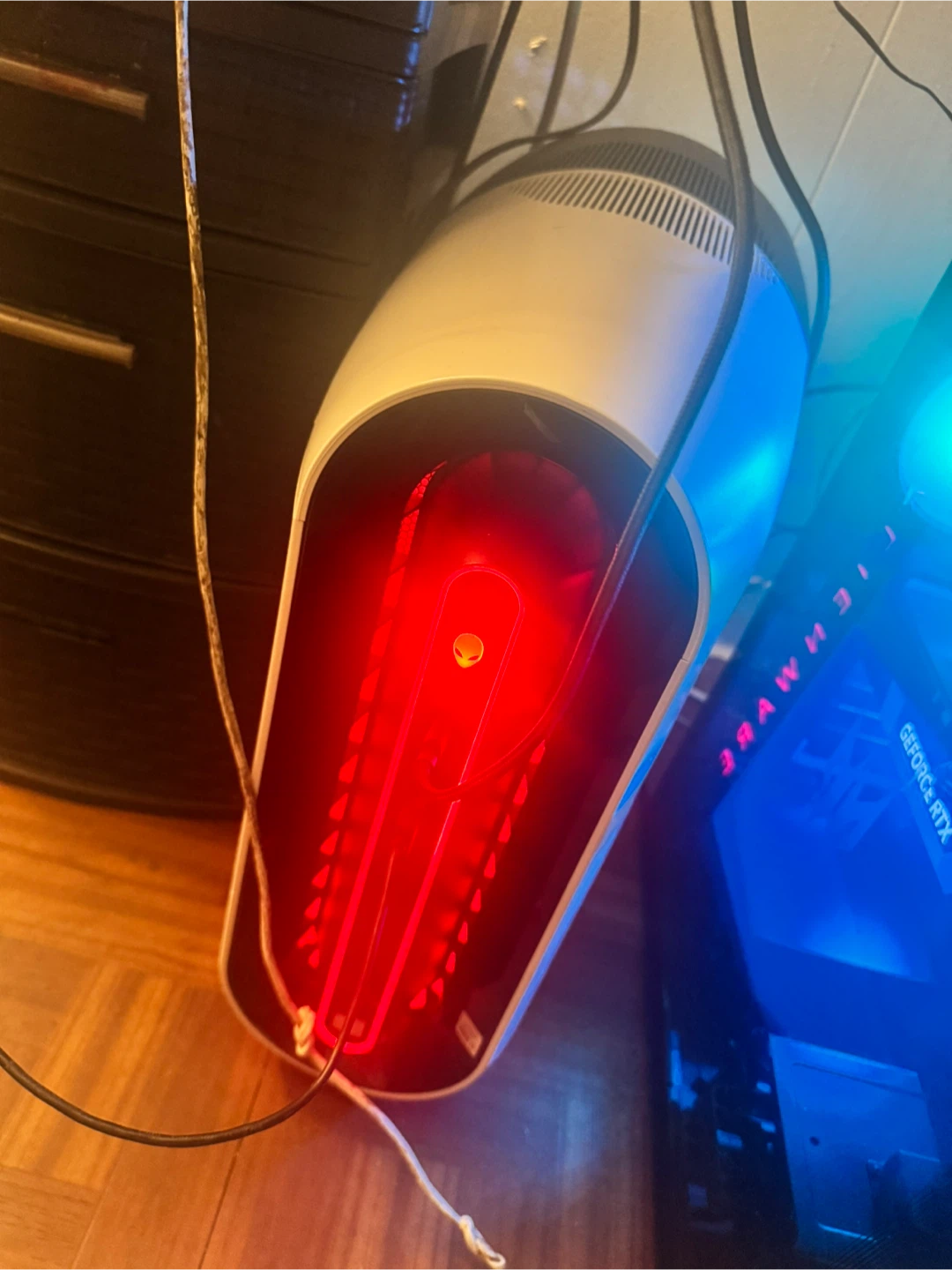 Alienware Aurora R11Gaming Desktop - photo 3