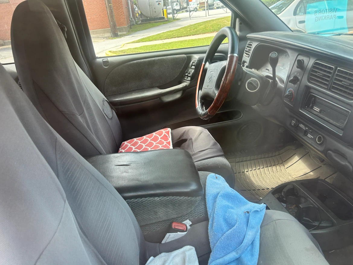 1999  Dodge Dakota Quad Cab Pickup Truck - photo 3