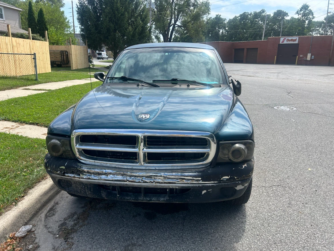 1999  Dodge Dakota Quad Cab Pickup Truck - photo 4
