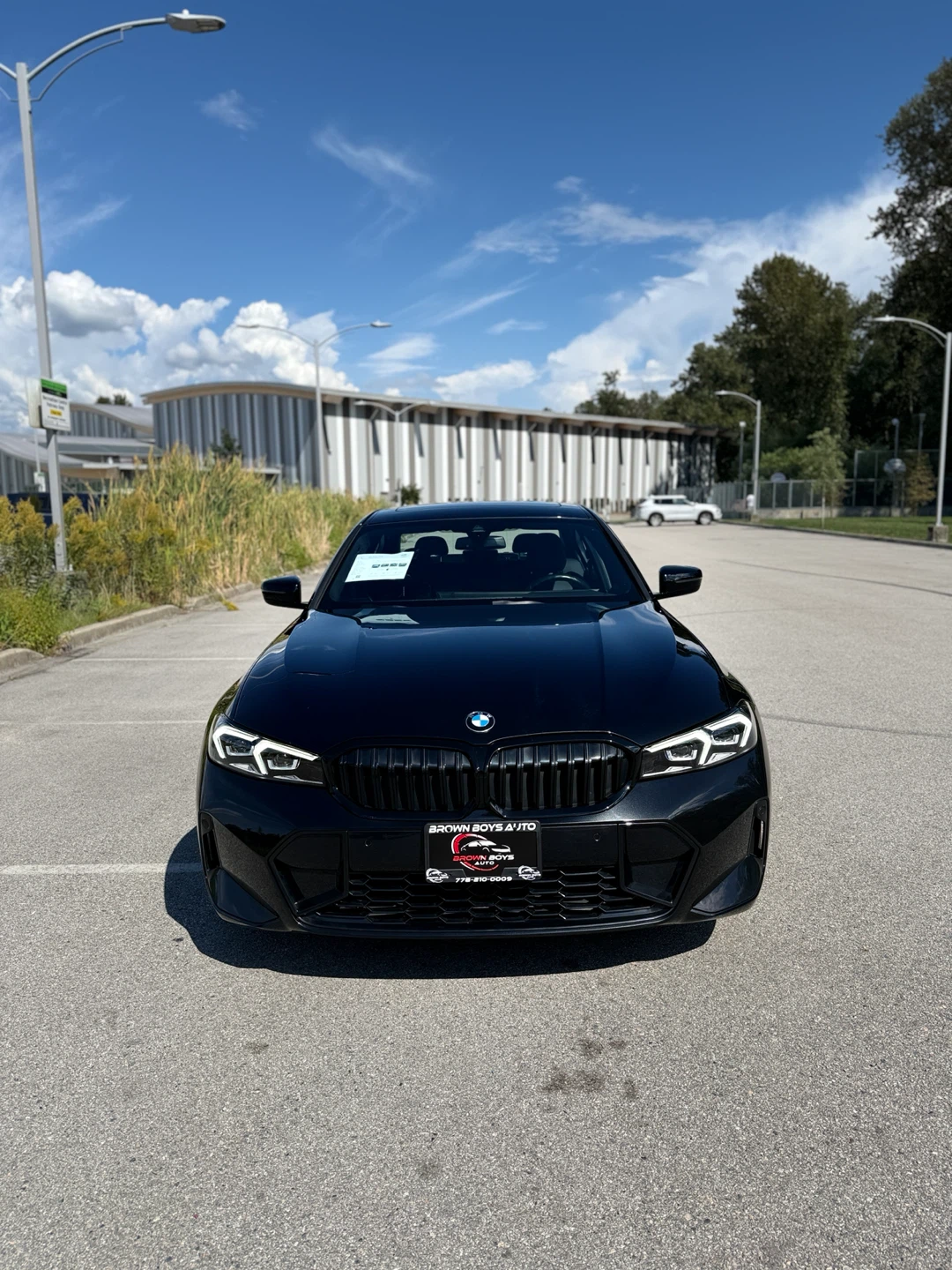 Black BMW 330i Sedan - photo 2