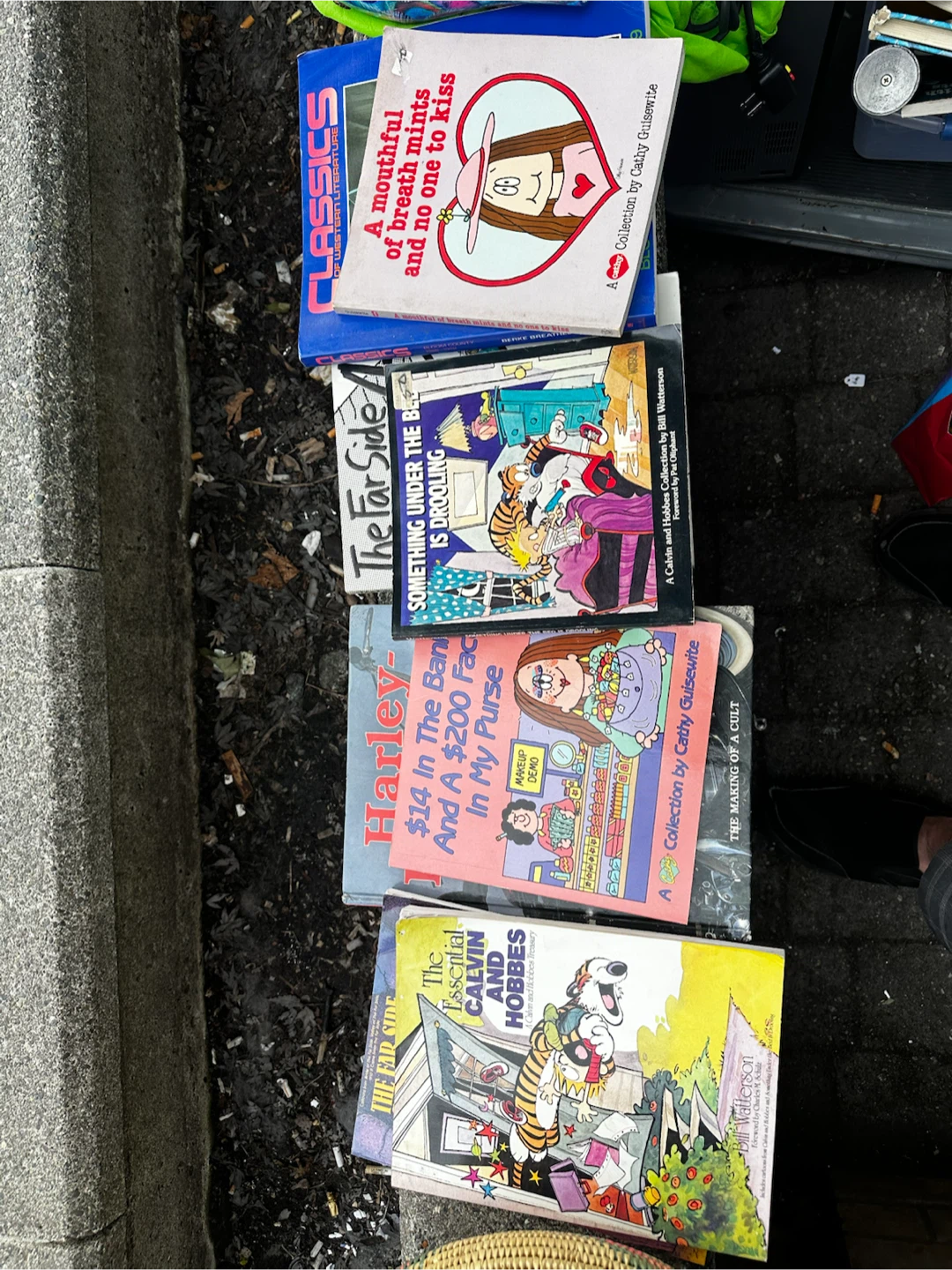 Lot of 30 vintage cartoon books see pics - photo 2
