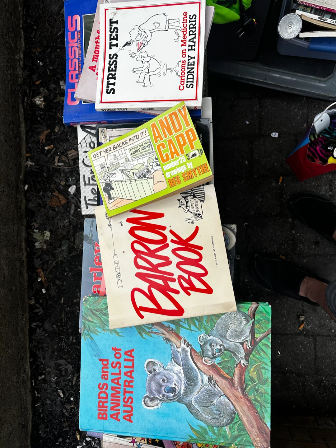 Lot of 30 vintage cartoon books see pics - photo 3