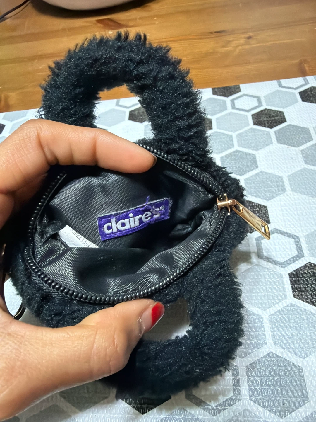 Claire's black fuzzy keychain purse - photo 2