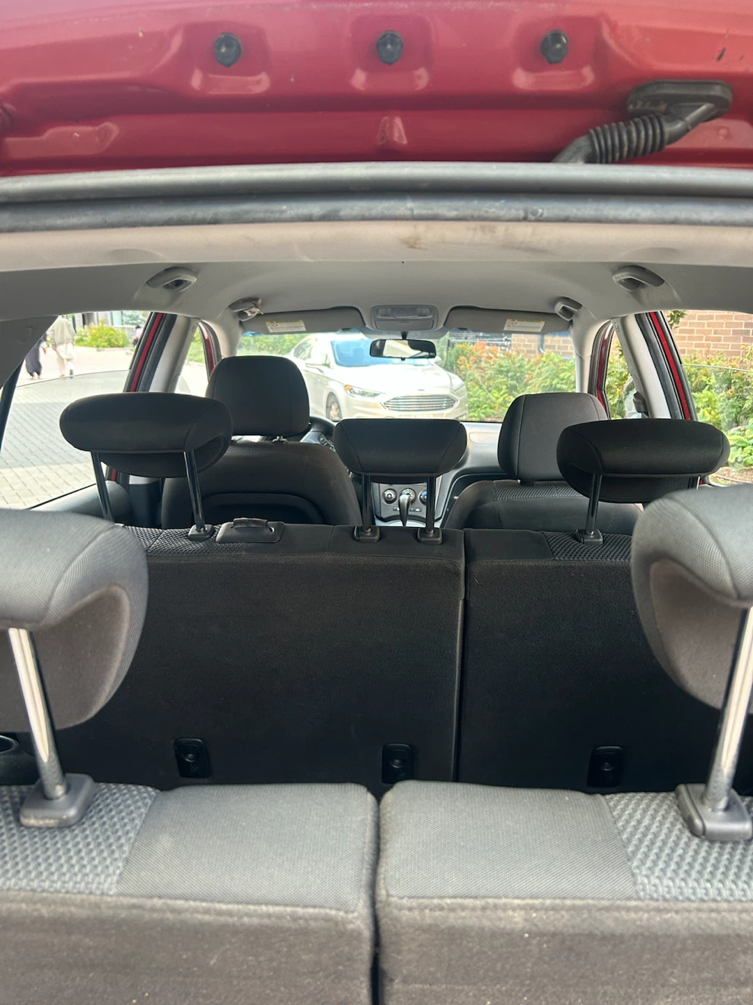 2008 Kia Rondo | 7 Seater (201k) | Family Owned - photo 4