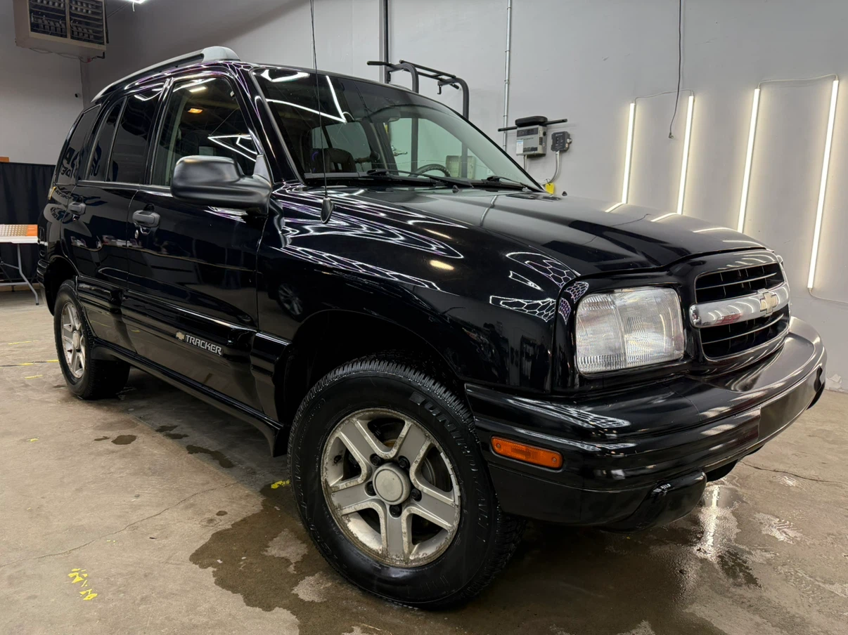 2003 Chevrolet Tracker LT 4X4 *67k* - photo 2