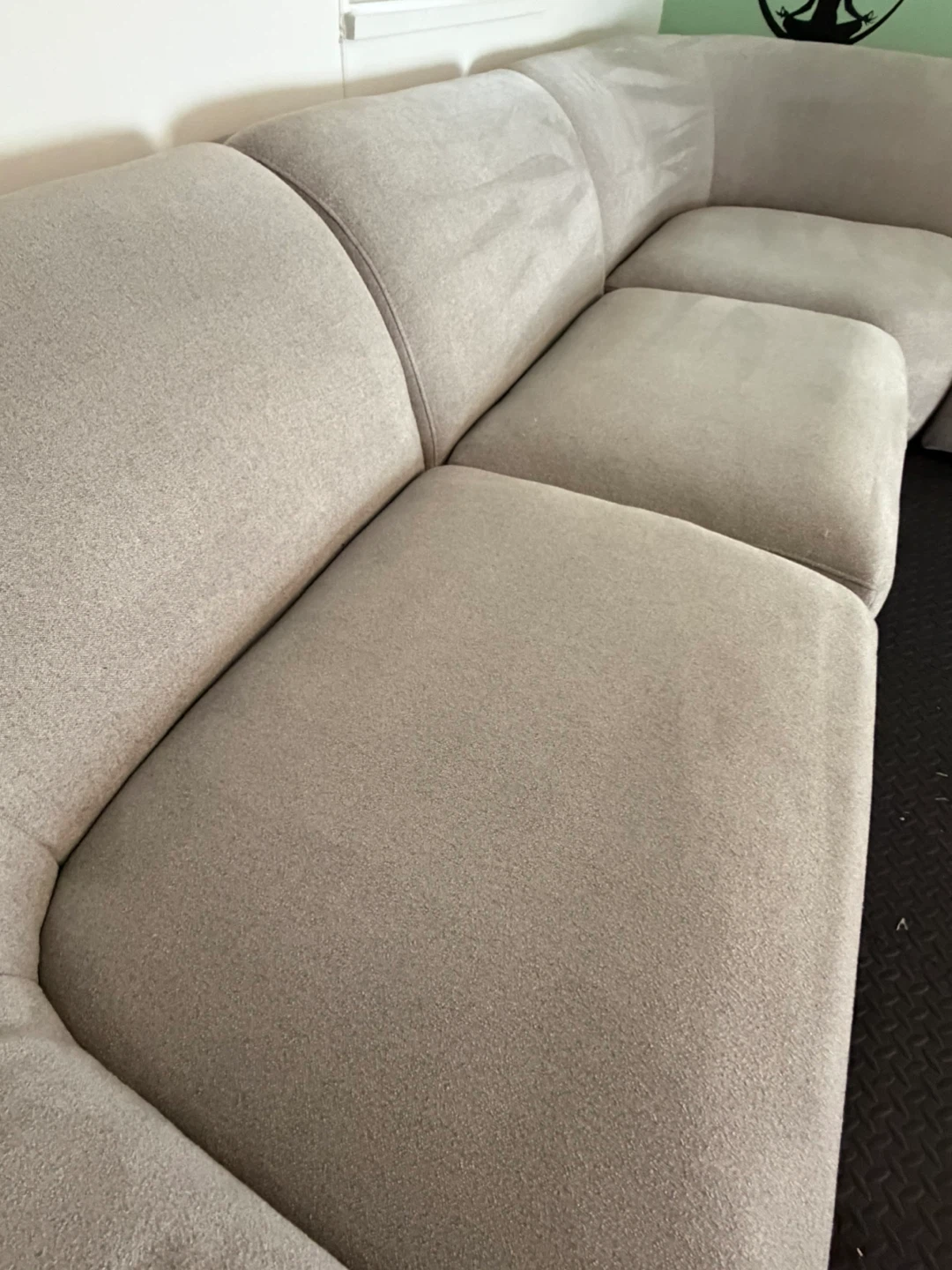 Curved Sectional Sofa ( Delivery Available ) - photo 4