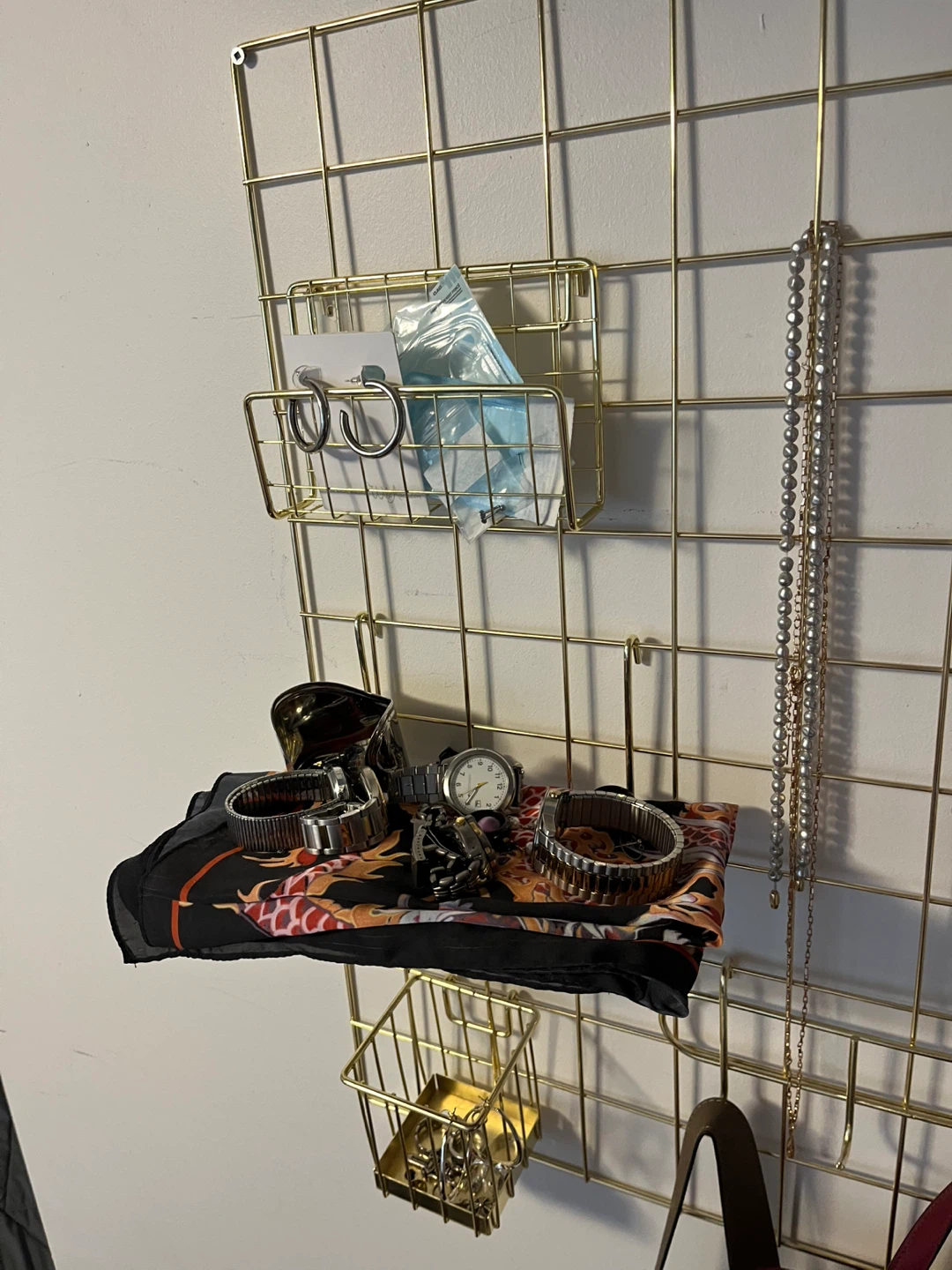 Gold Grid Wall Organizer with Accessories - photo 4