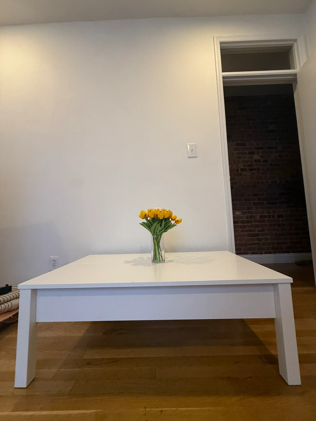 IKEA White Lift-Top Coffee Table