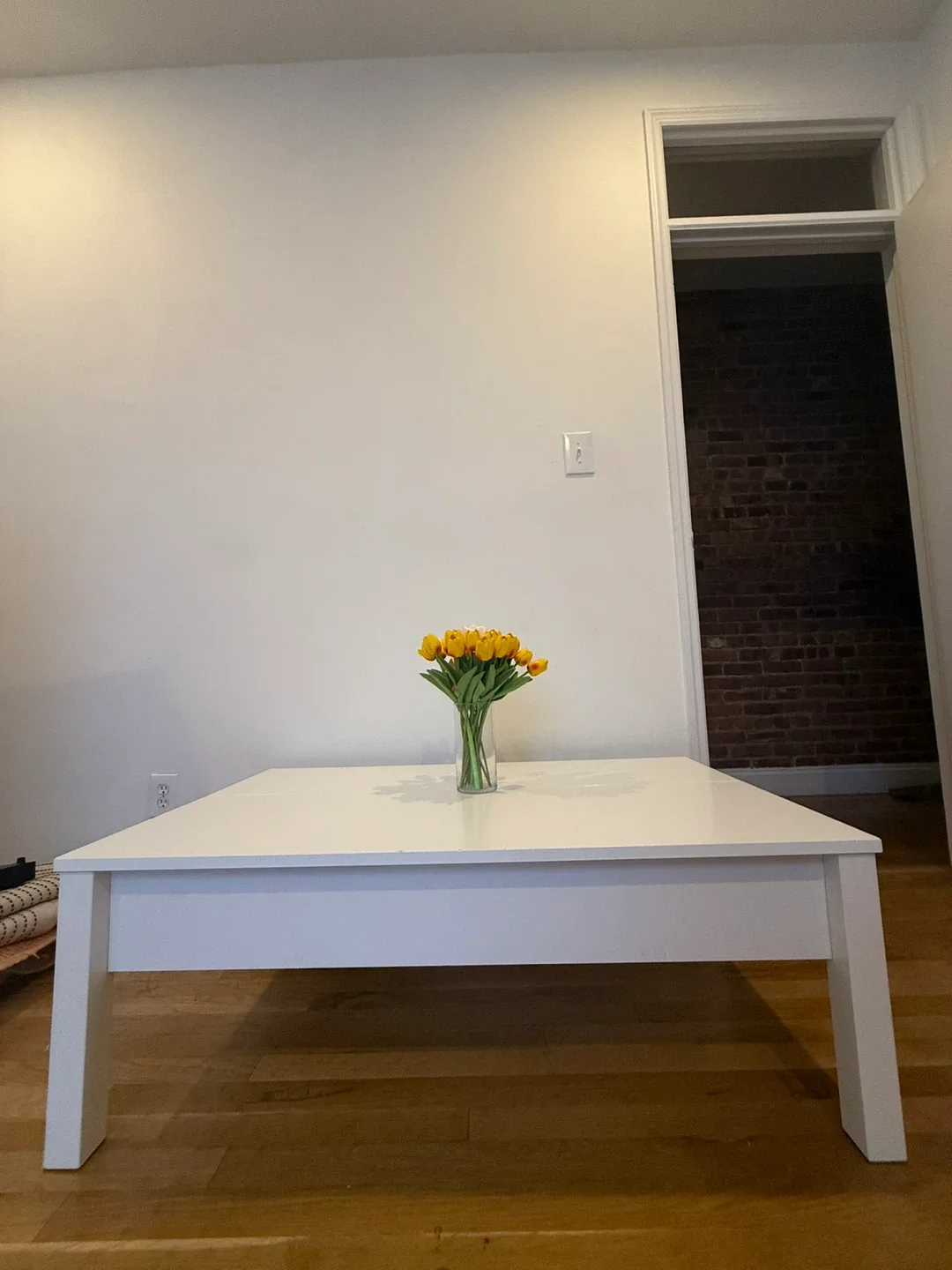 IKEA White Lift-Top Coffee Table