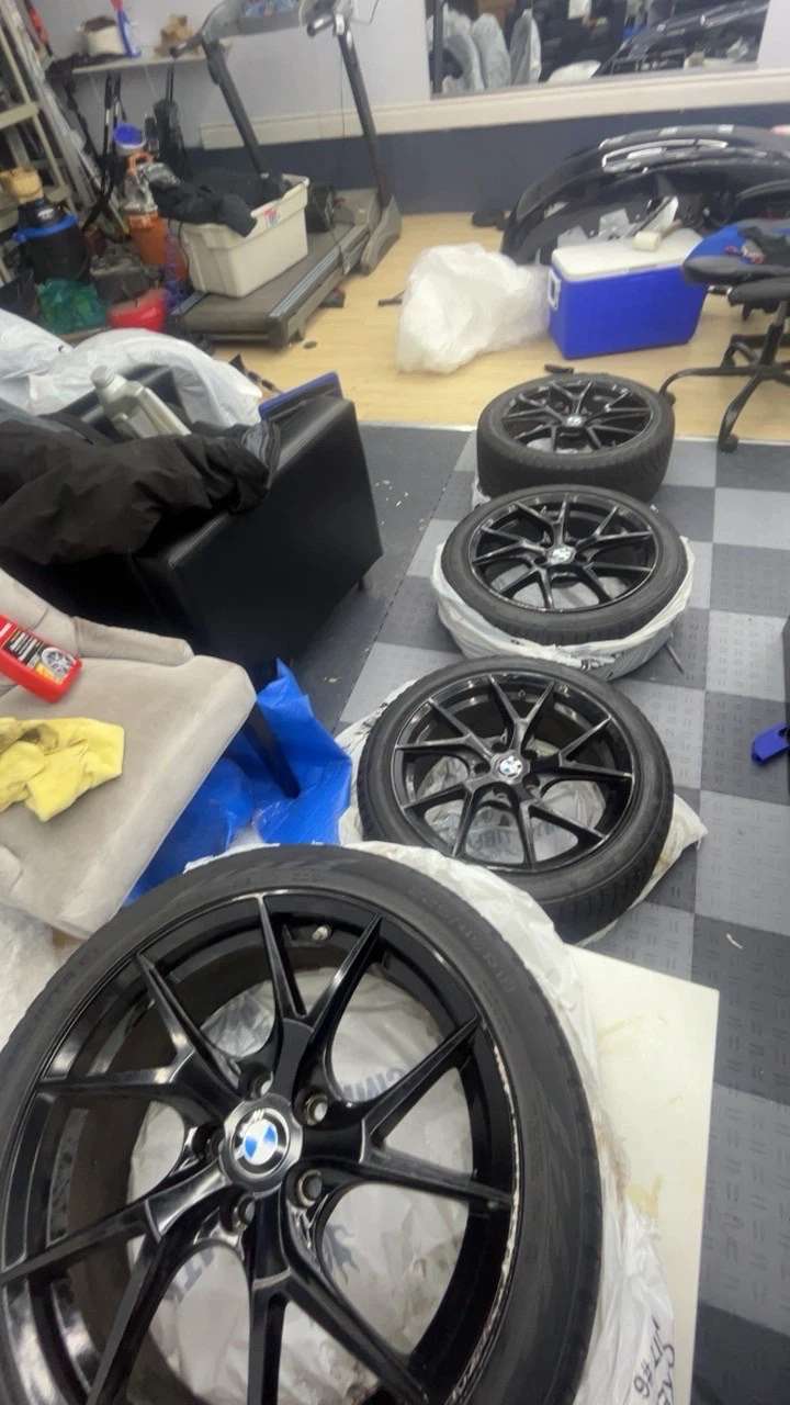 Set of 4 BMW Black Alloy Wheels with Tires