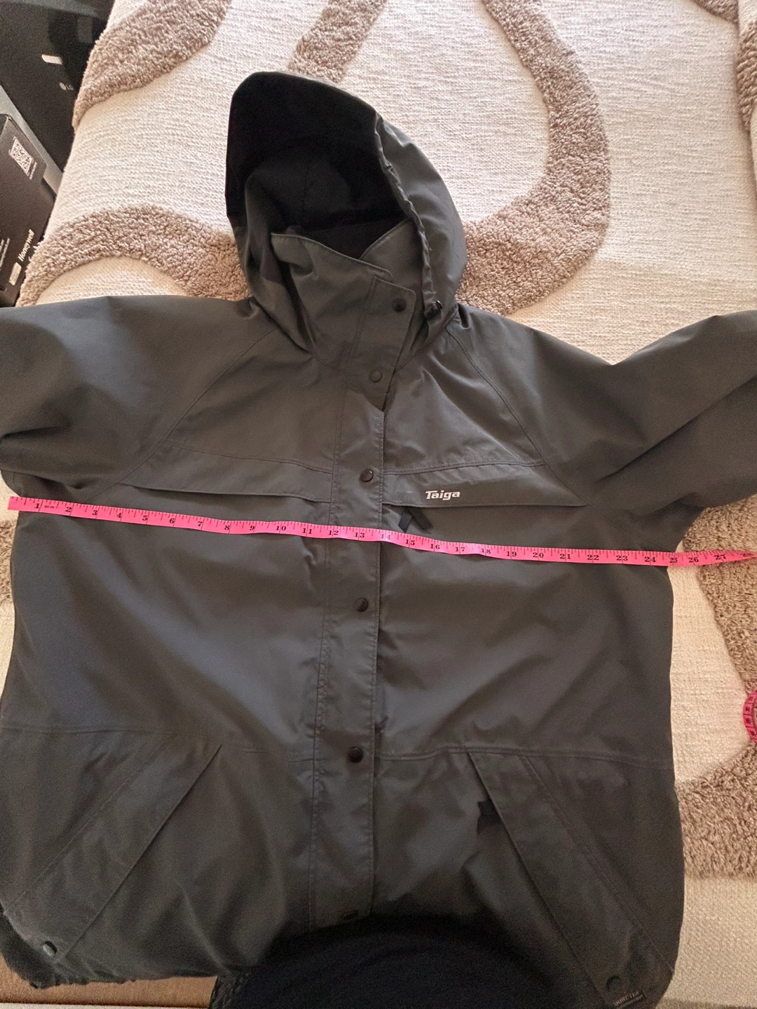 Taiga Gore-Tex Jacket Size 12 - photo 5
