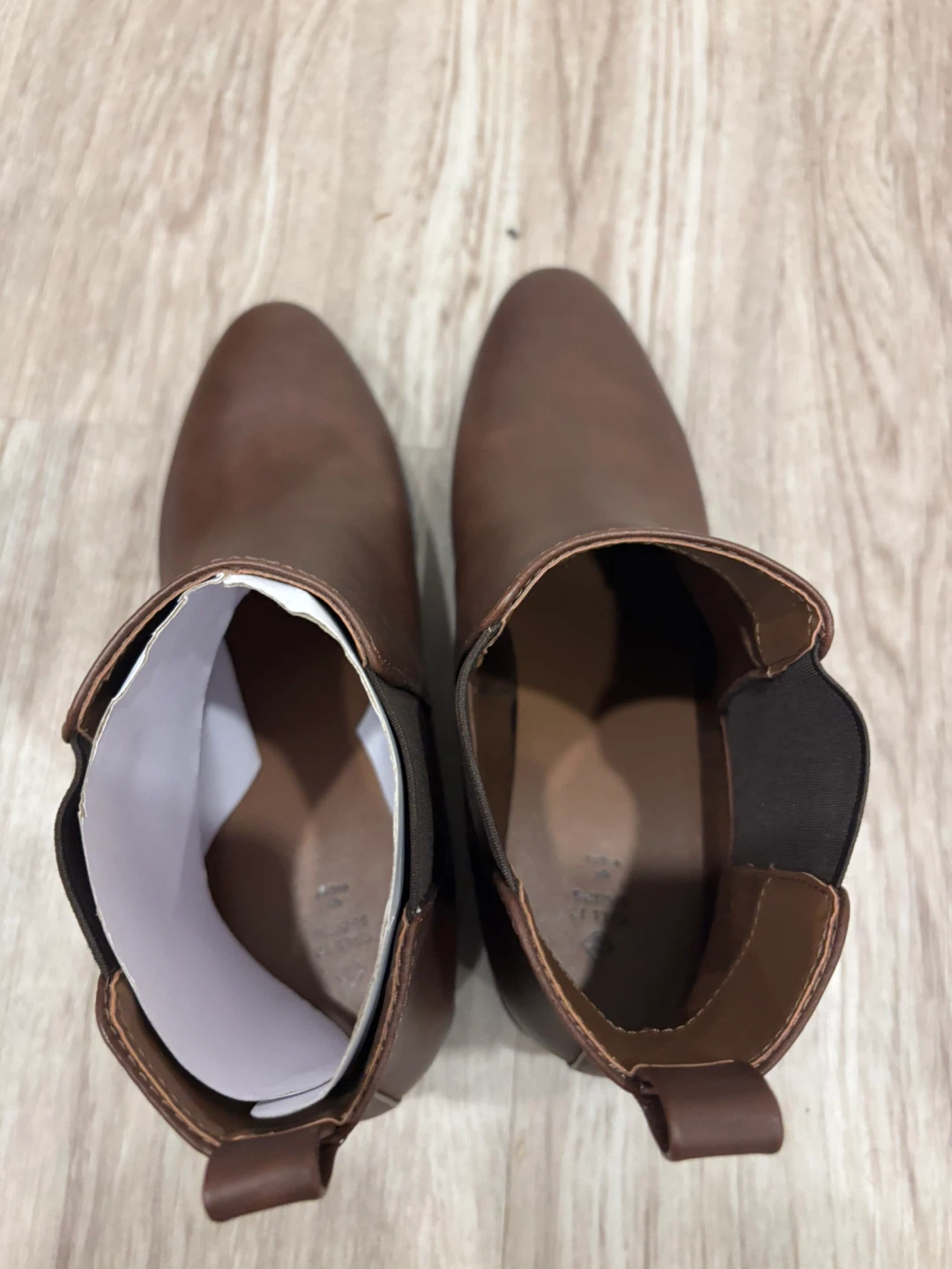Brown Chelsea Boots Size 10 - photo 4