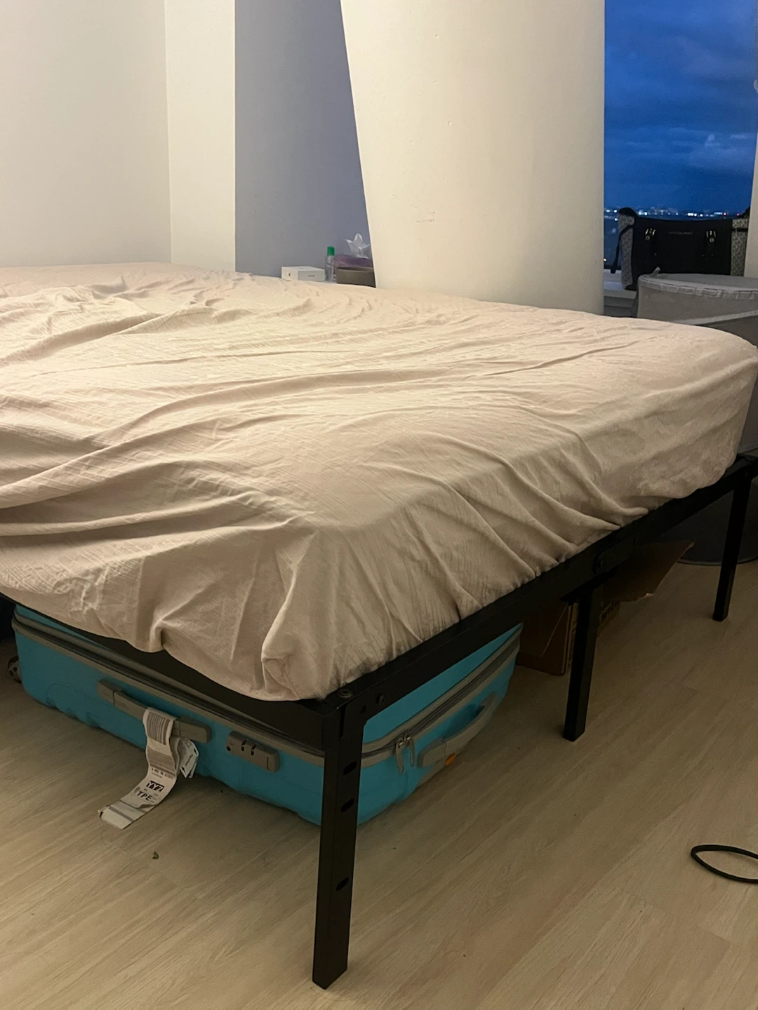 Double Mattress + Metal Bed Frame - photo 2