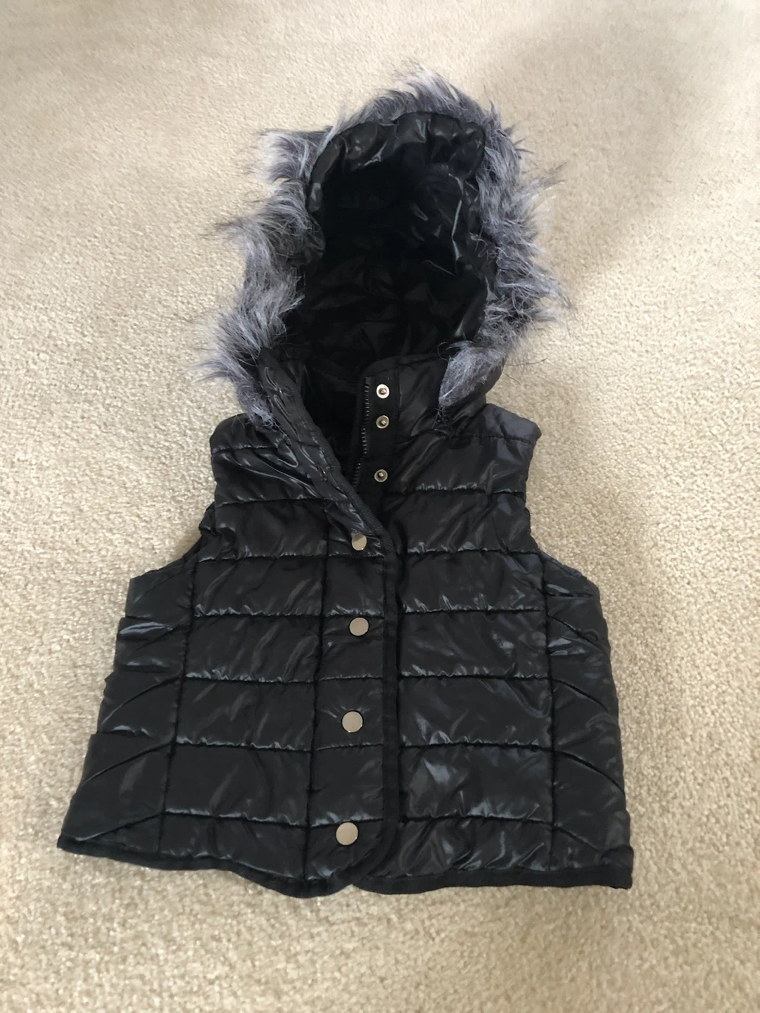 Seed Heritage black vest size 2-3