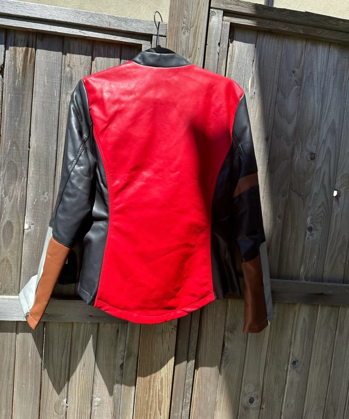 Her Universe Marvel Thor Faux Leather Jacket - photo 2