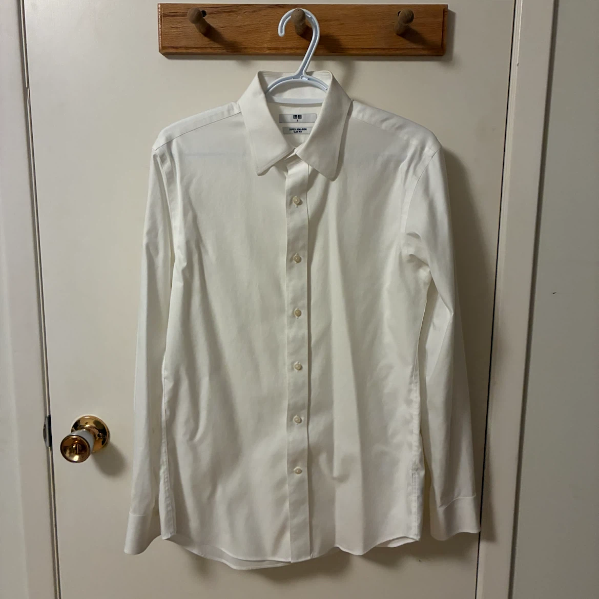Uniqlo White Super Non-Iron Slim Fit Dress Shirt