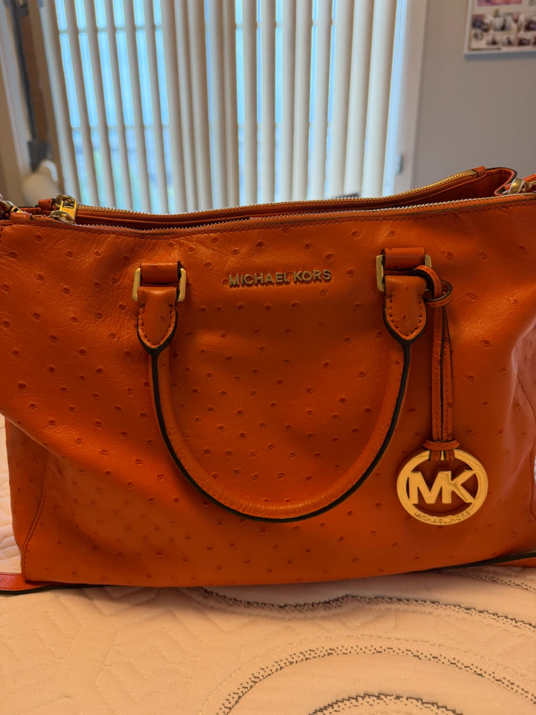 Kate Spade Pink Leather Handbag and Micheal Mrs handbag - photo 4