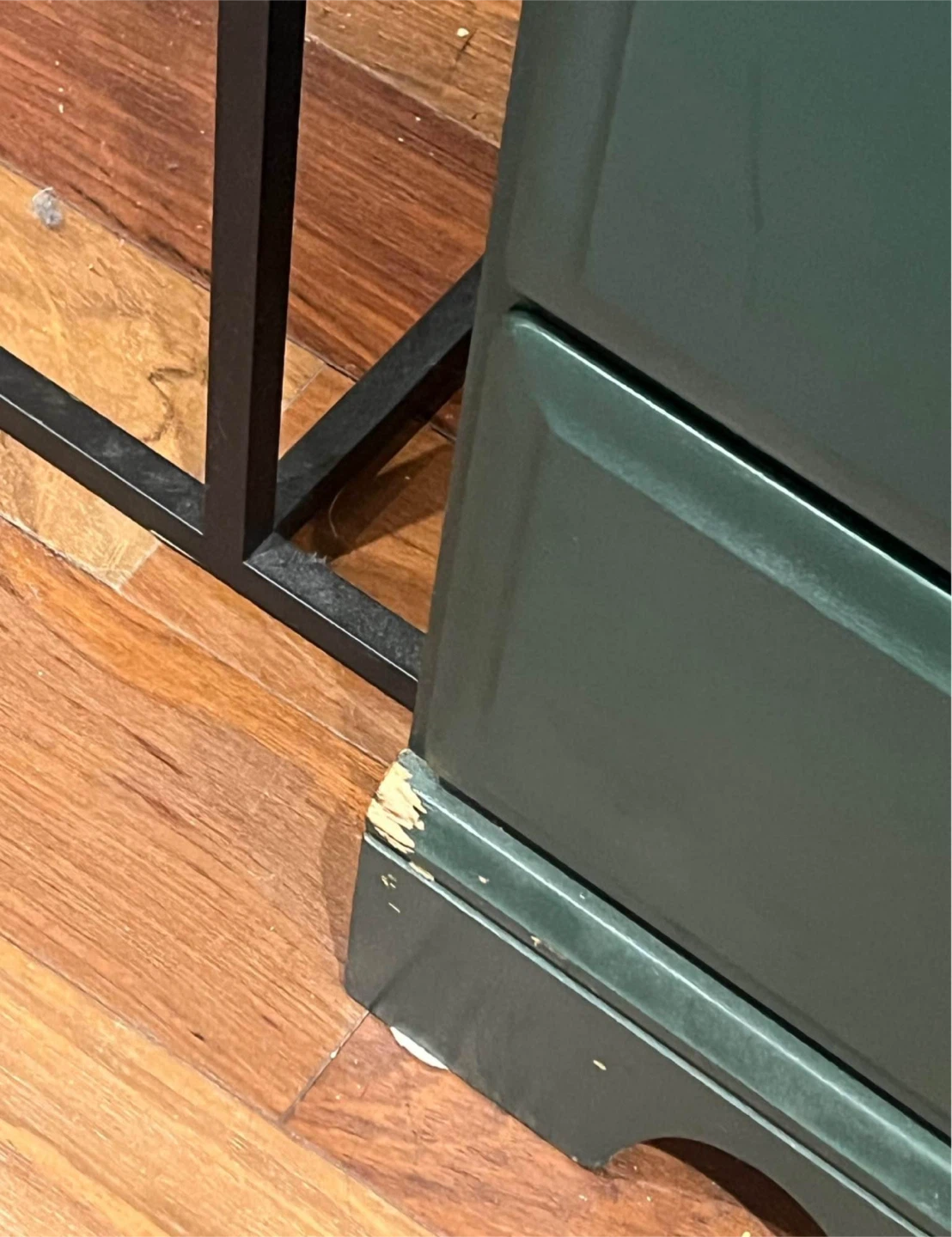Sturdy Green Dresser with 4 Drawers - photo 2