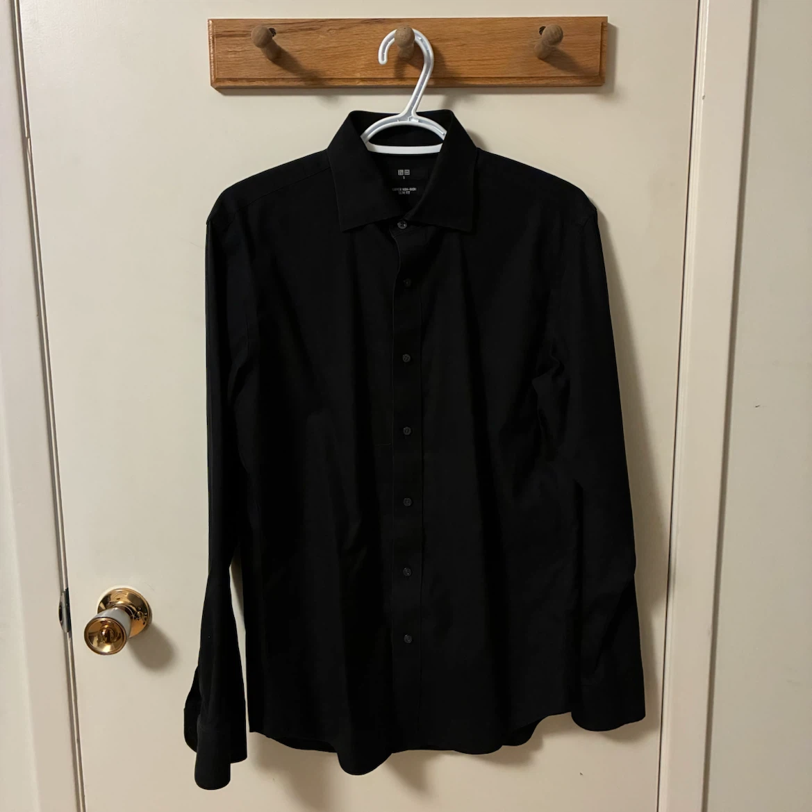 Uniqlo Black Dress Shirt - Size S