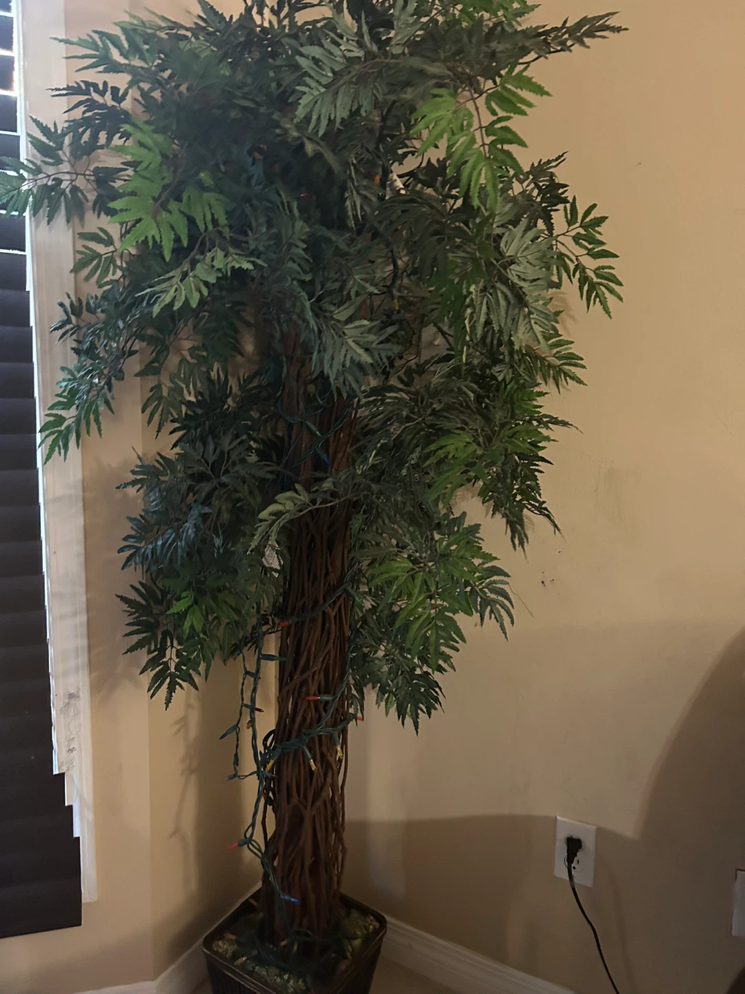 Artificial Decorative Tree