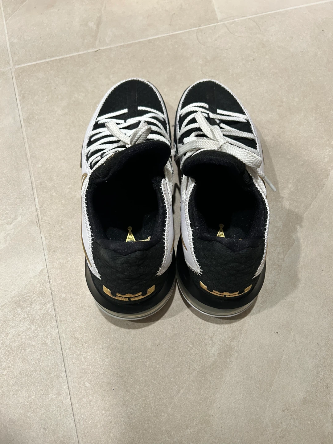 Nike LeBron 17 Low Basketball Shoes - photo 2