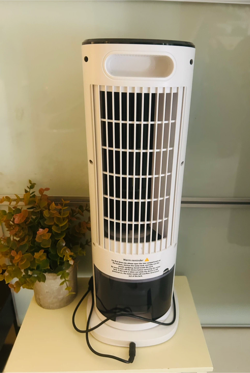 Brand New:-Portable Tower Air Cooler