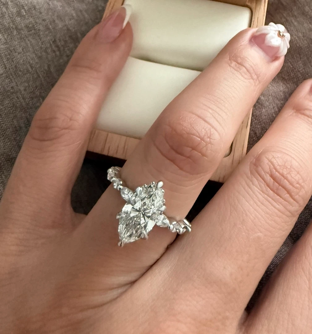 2.01ct Natural Marquise Diamond Engagement Ring - photo 2