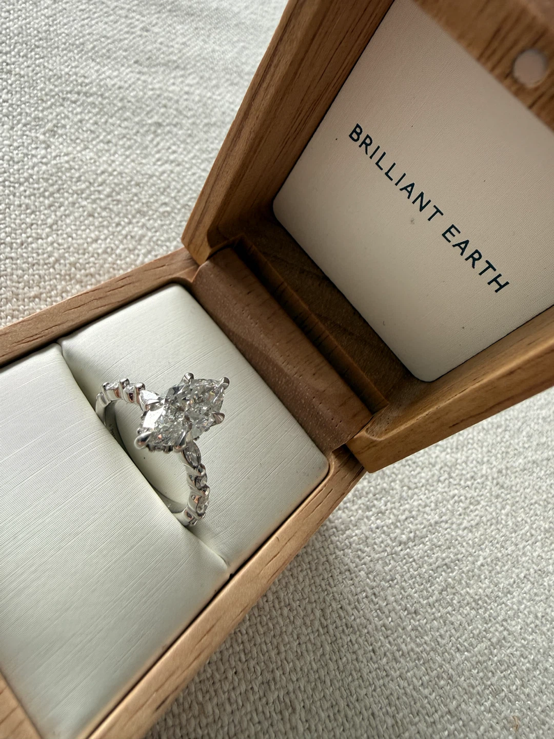 2.01ct Natural Marquise Diamond Engagement Ring - photo 3
