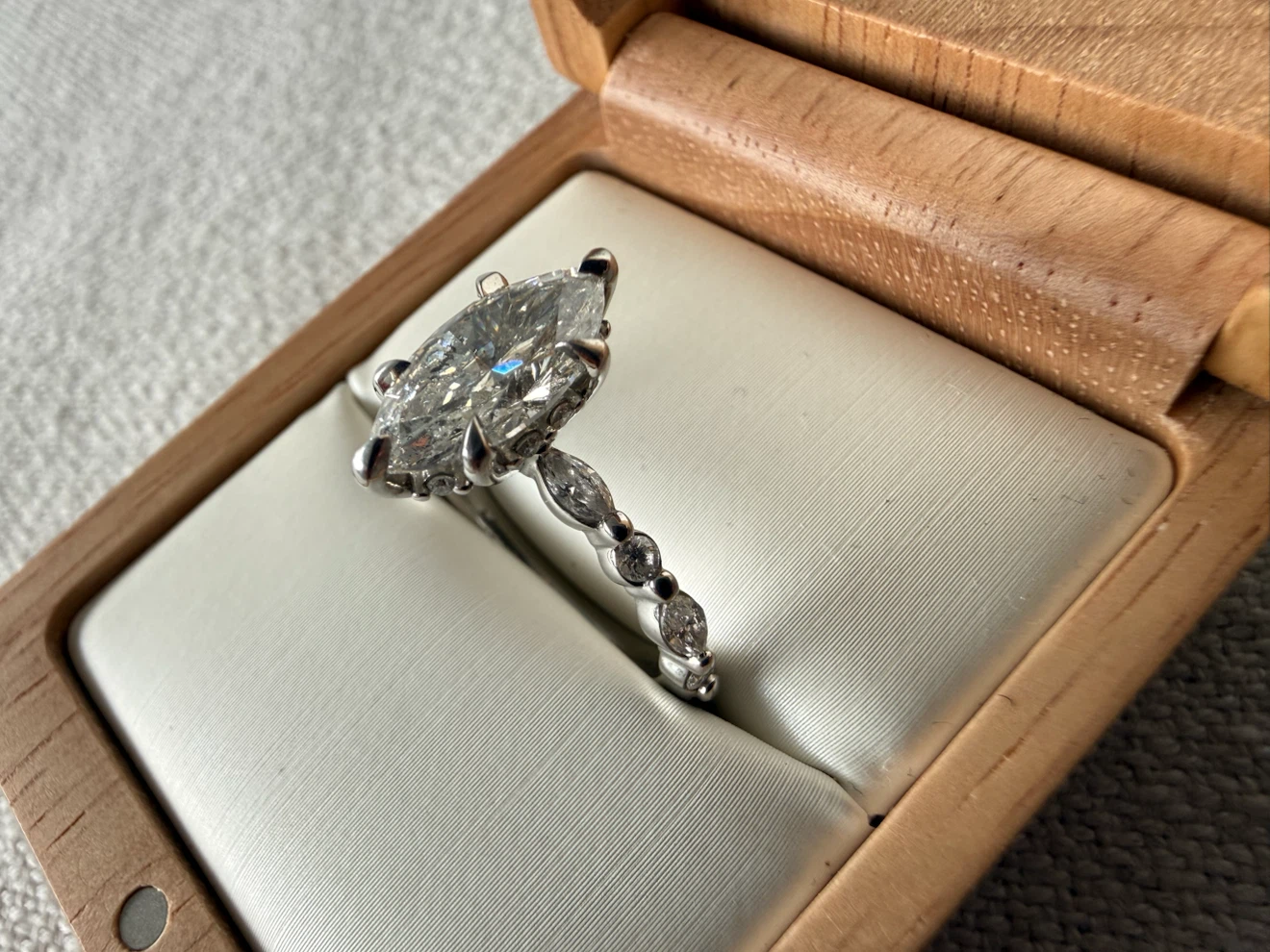 2.01ct Natural Marquise Diamond Engagement Ring - photo 5