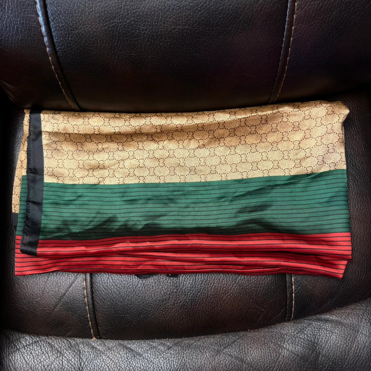 Woman’s silk scarf - photo 2