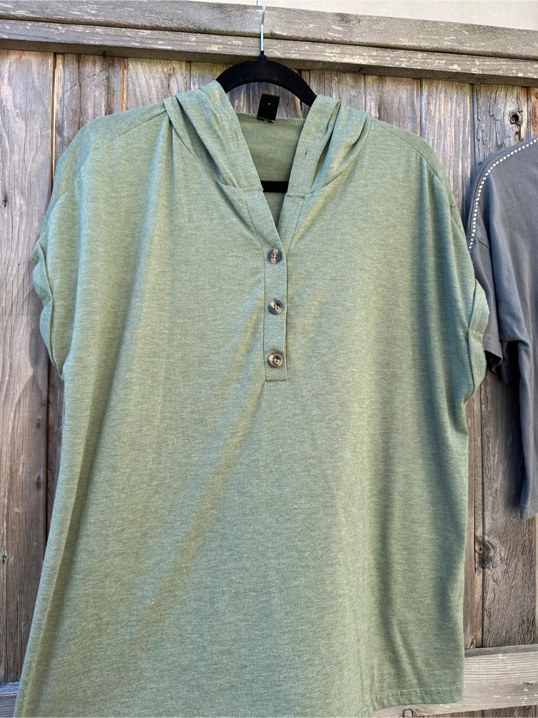 Lot of 3 Casual Women's Tops - photo 4