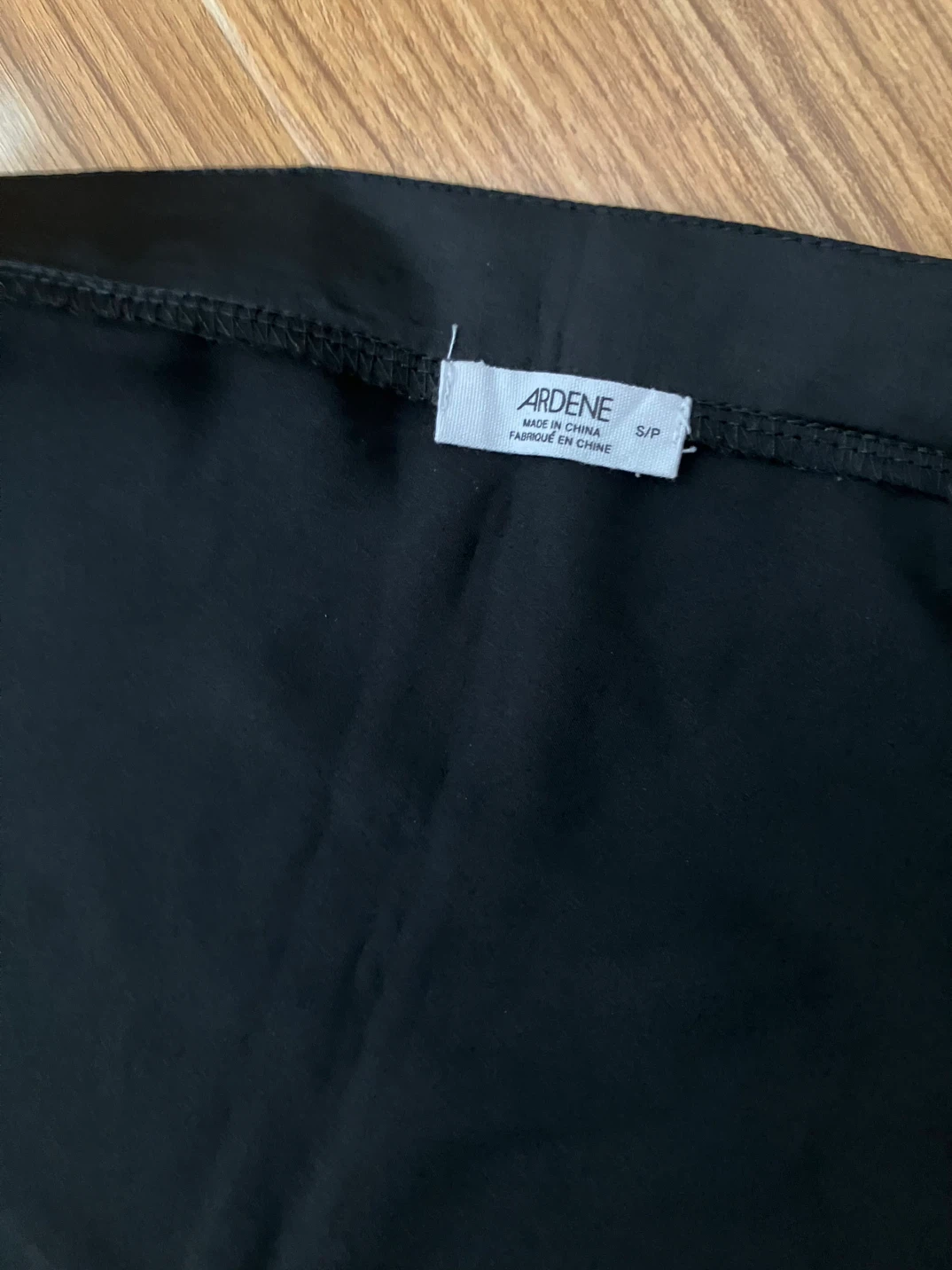 Black flowy wraparound skirt, silk material size small - photo 5
