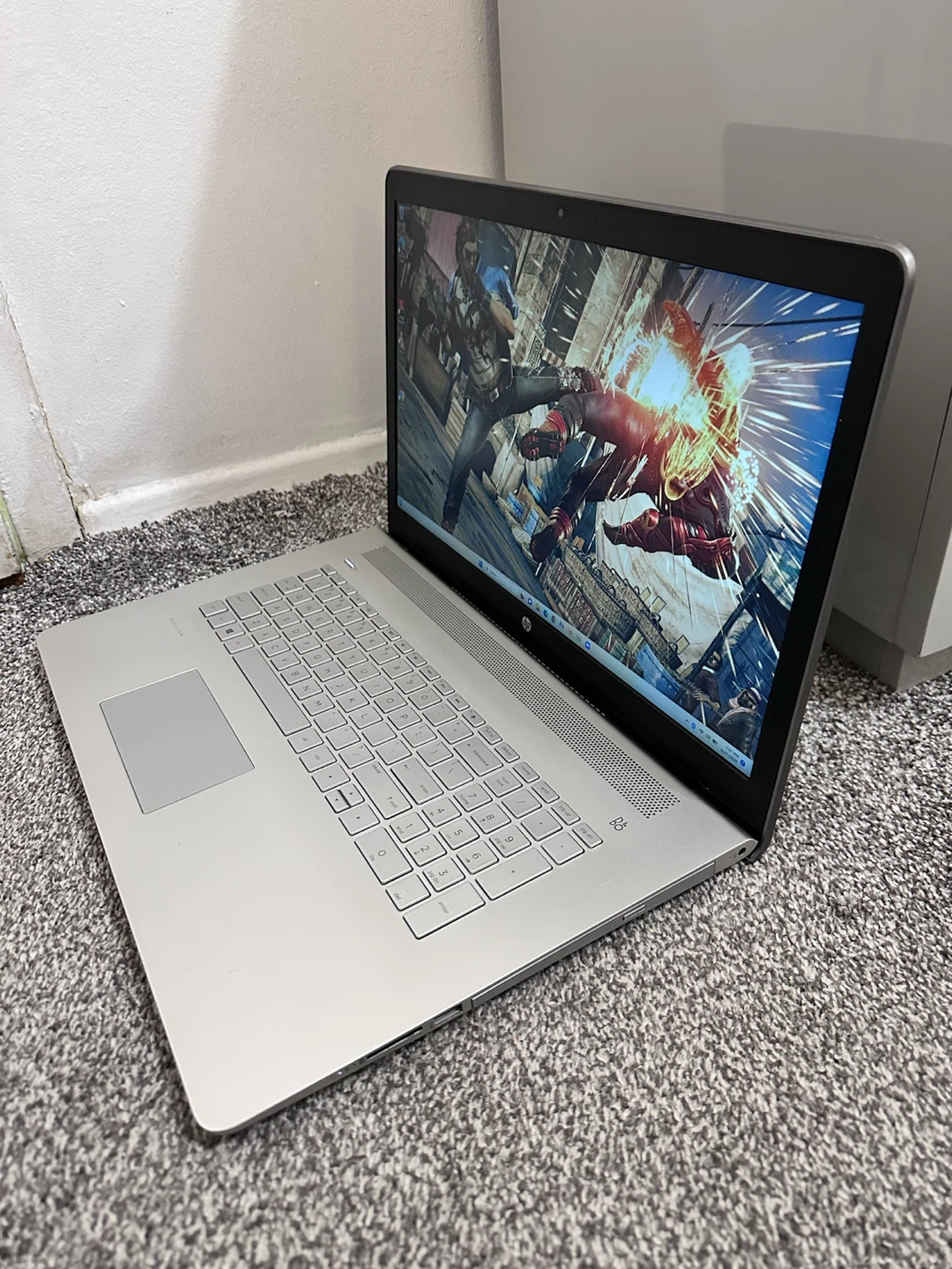 HP Pavilion 17.3-inch Laptop 500GB storage 8Gb ram
