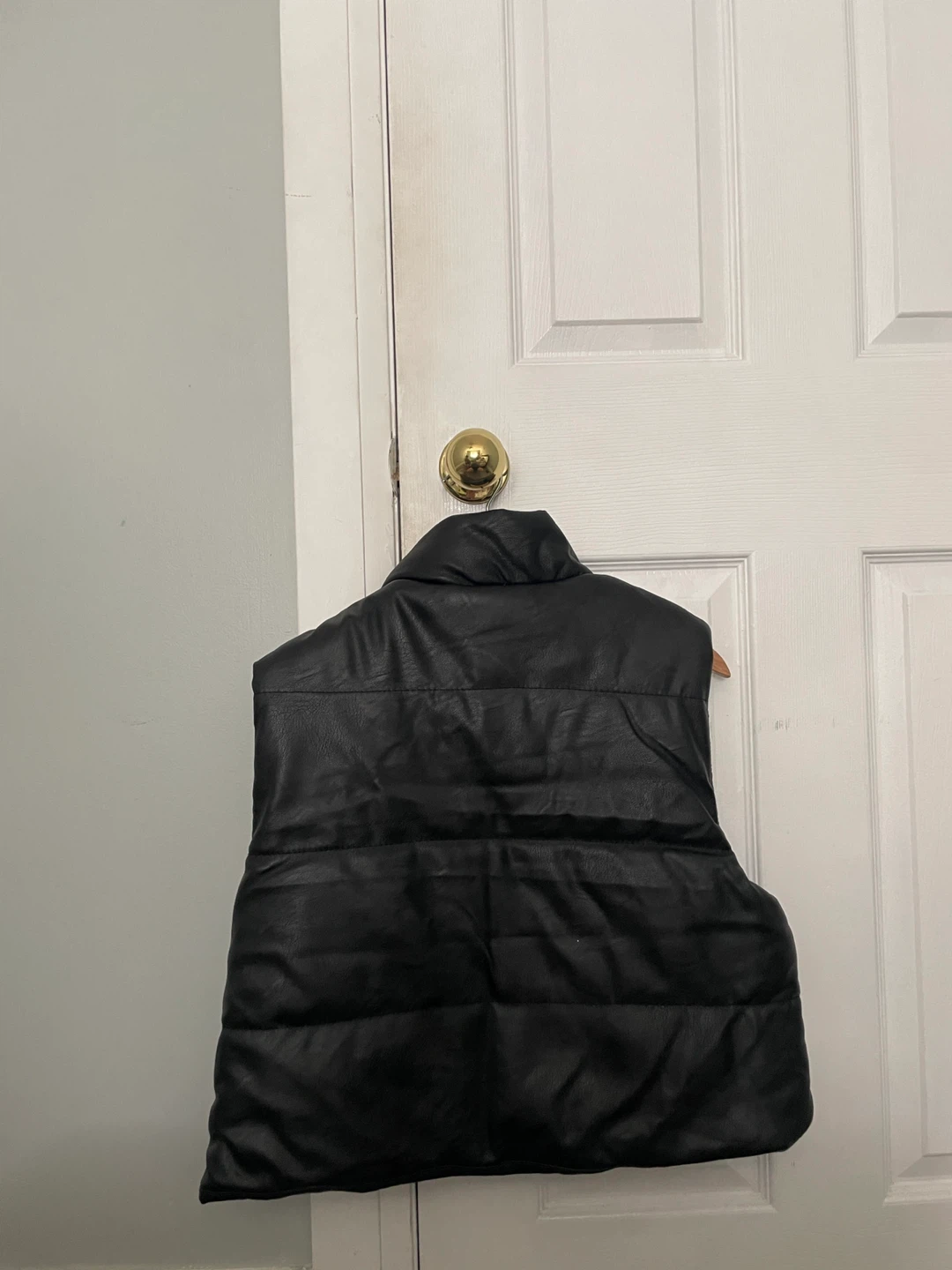 H&M Black Leather Puffer Vest - photo 2