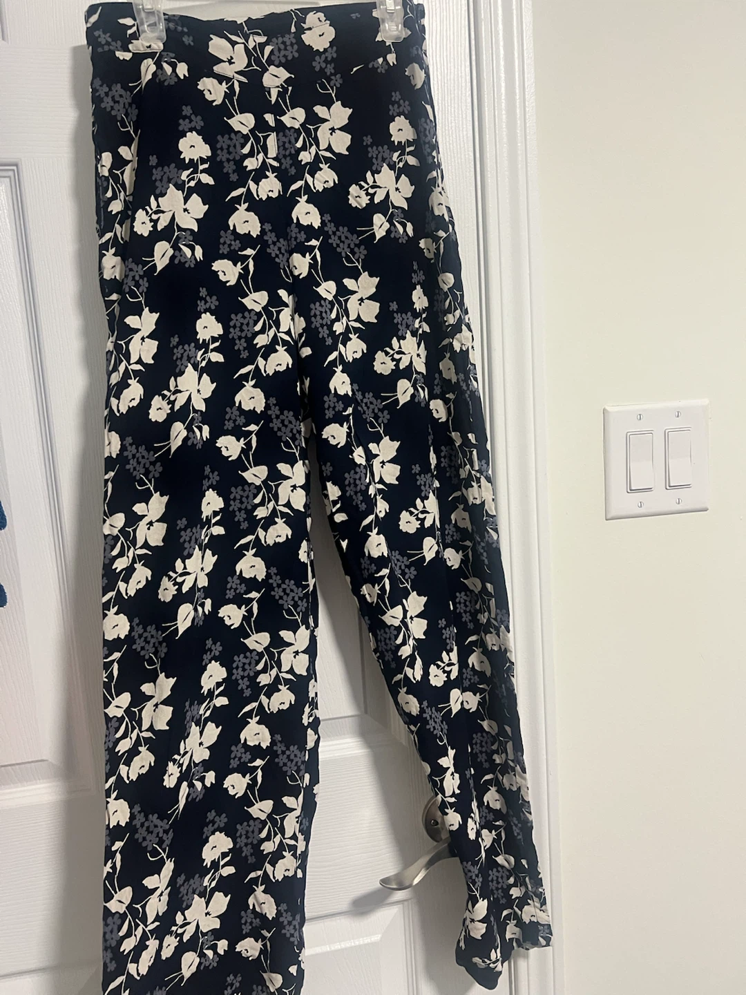 V-Neck Top , Floral Pants, dress Set-xs - photo 2