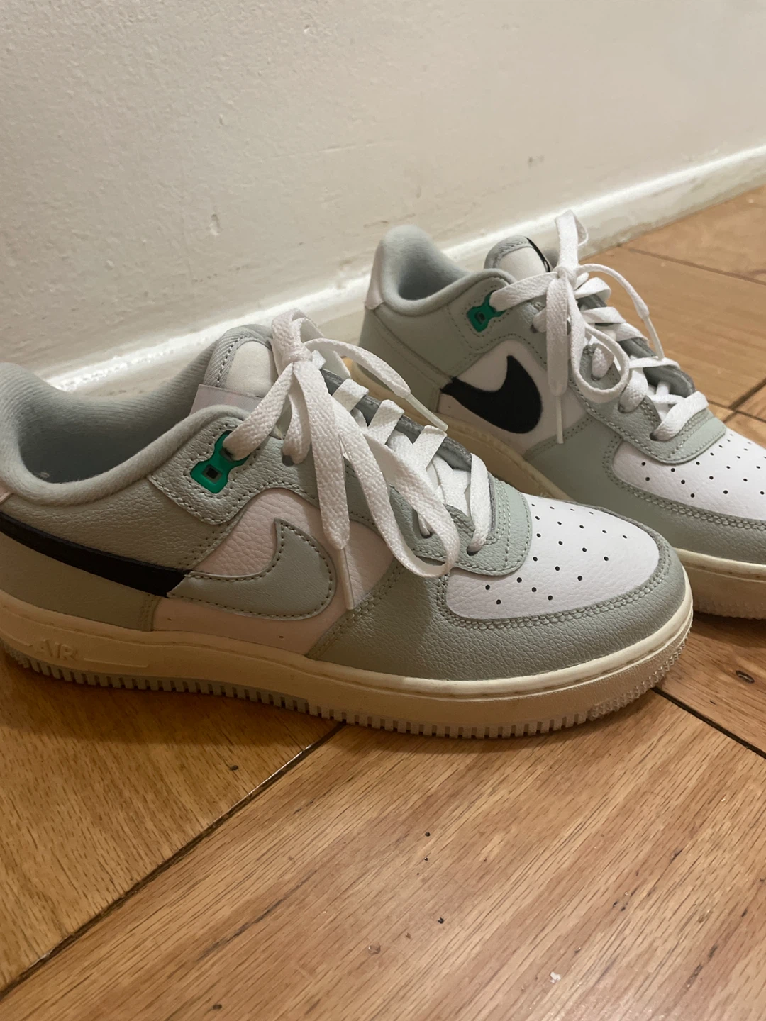 Nike Air Force 1 trainers