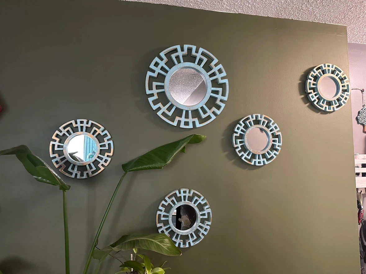 Set of 5 Round Decorative Mirrors